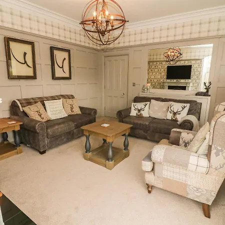 Kentrigg House Holiday home *