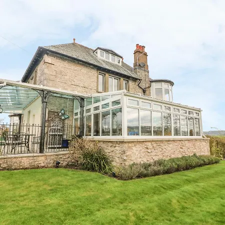 Kentrigg House